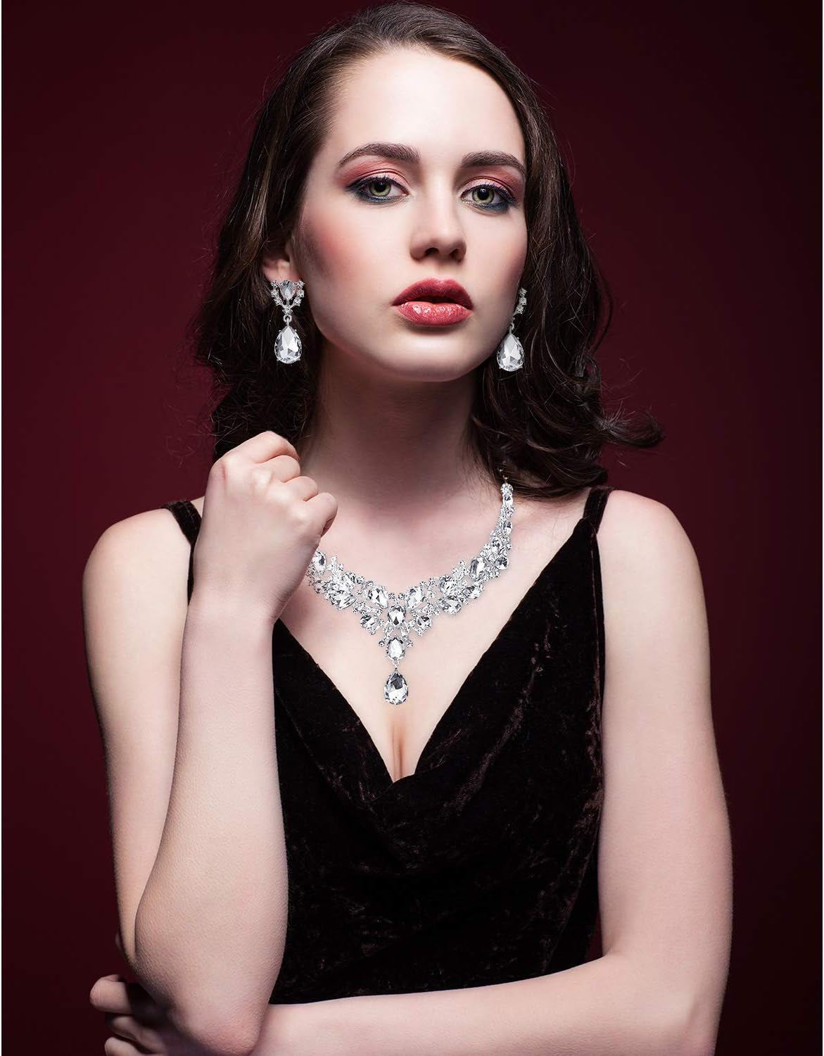 Bridal Teardrop Cluster Crystal Jewelry Set for Women – Necklace & Earrings Set for Weddings, Brides, and Formal Events