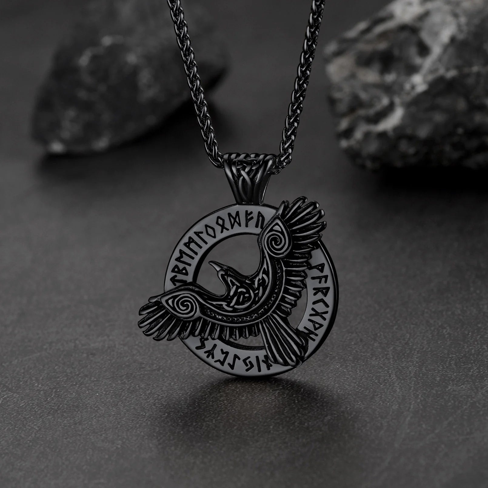 π‘οΈ Viking Raven Necklace for Men β Black Stainless Steel Norse Rune Pendant | Retro Crow Amulet Jewelry Gift for Friends, Sons, Grandsons, or Birthdays