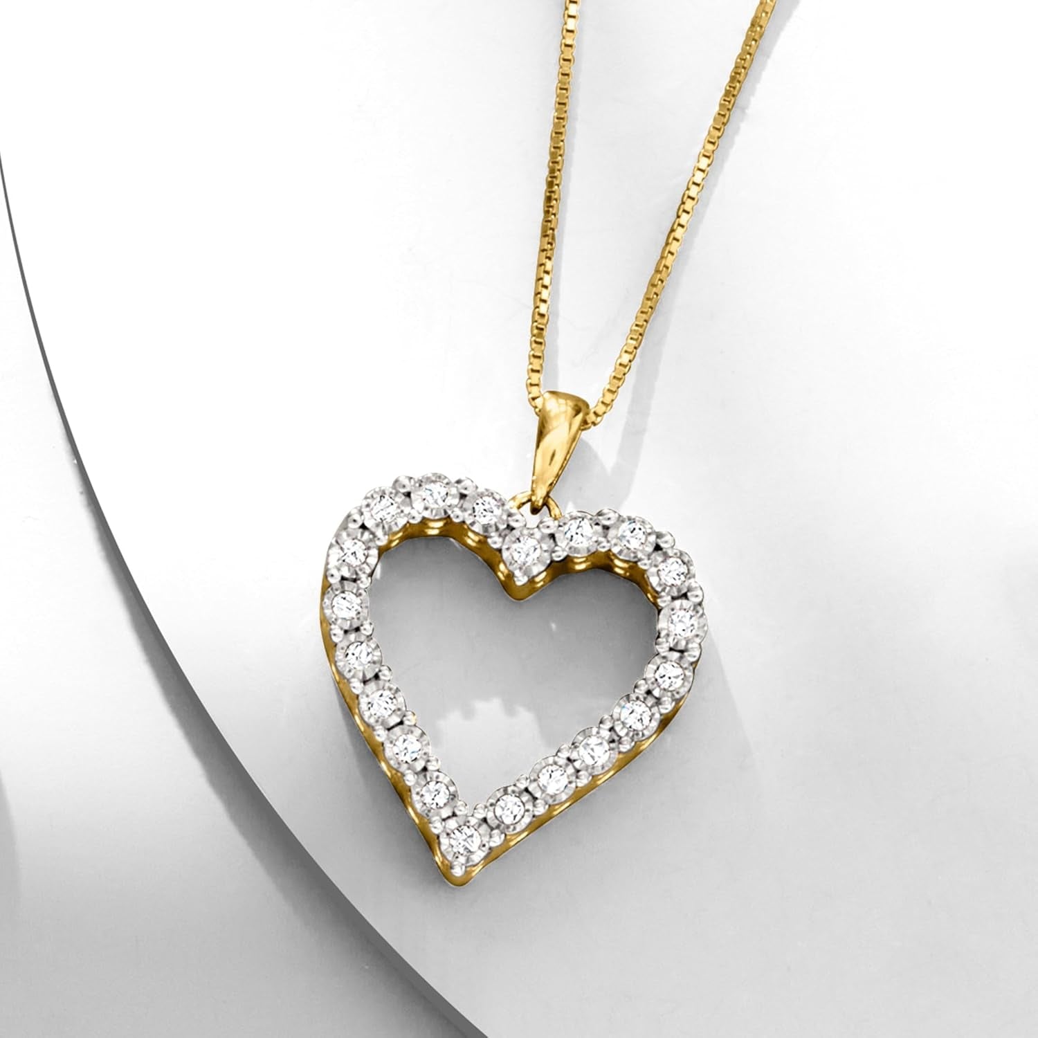 0.30 Ct. T.W. Diamond Heart Pendant Necklace