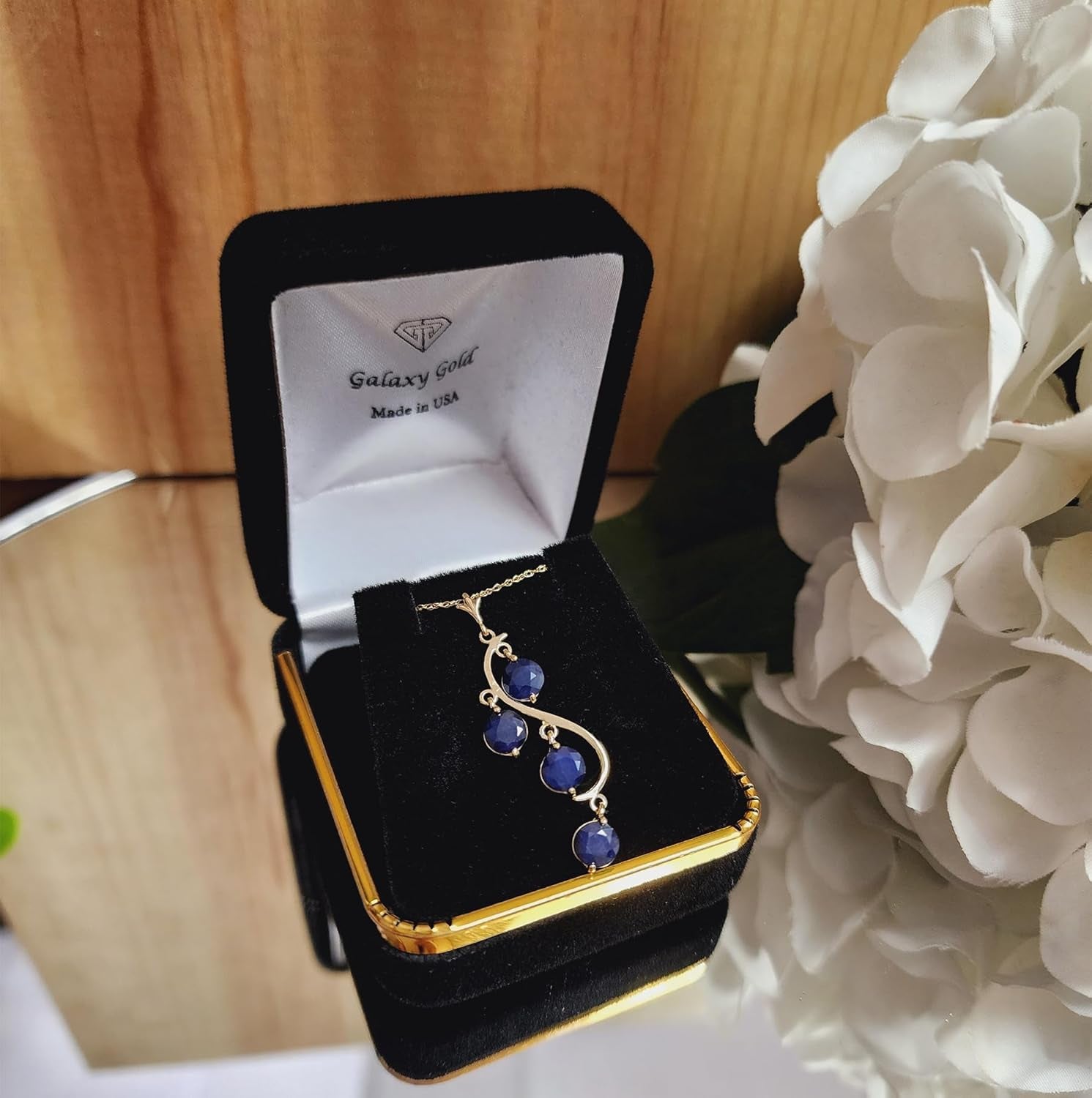 14K Yellow Gold Natural Blue Sapphire Drop Pendant Necklace – Elegant Women’s Jewelry