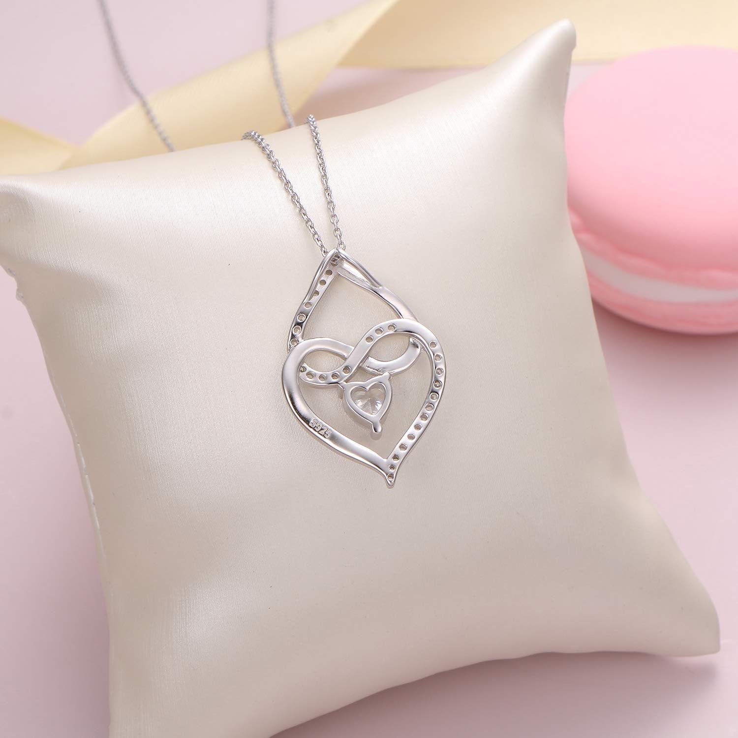Mother Necklace – Sterling Silver Mom & Child Forever Love Pendant