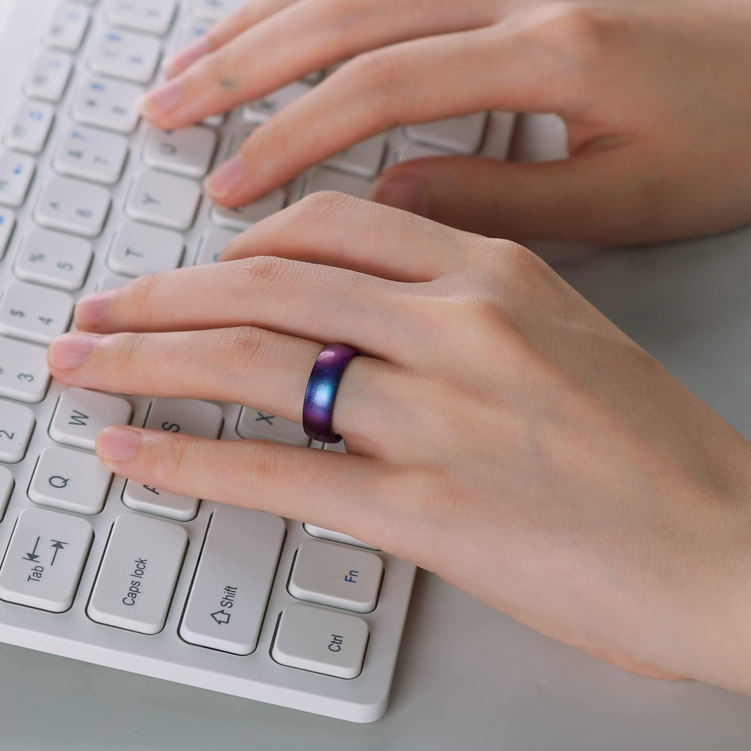 Women’s Silicone Anniversary Rings – 5.5mm Wide, 2mm Thick Flexible Rubber Bands for Workout & Everyday Wear