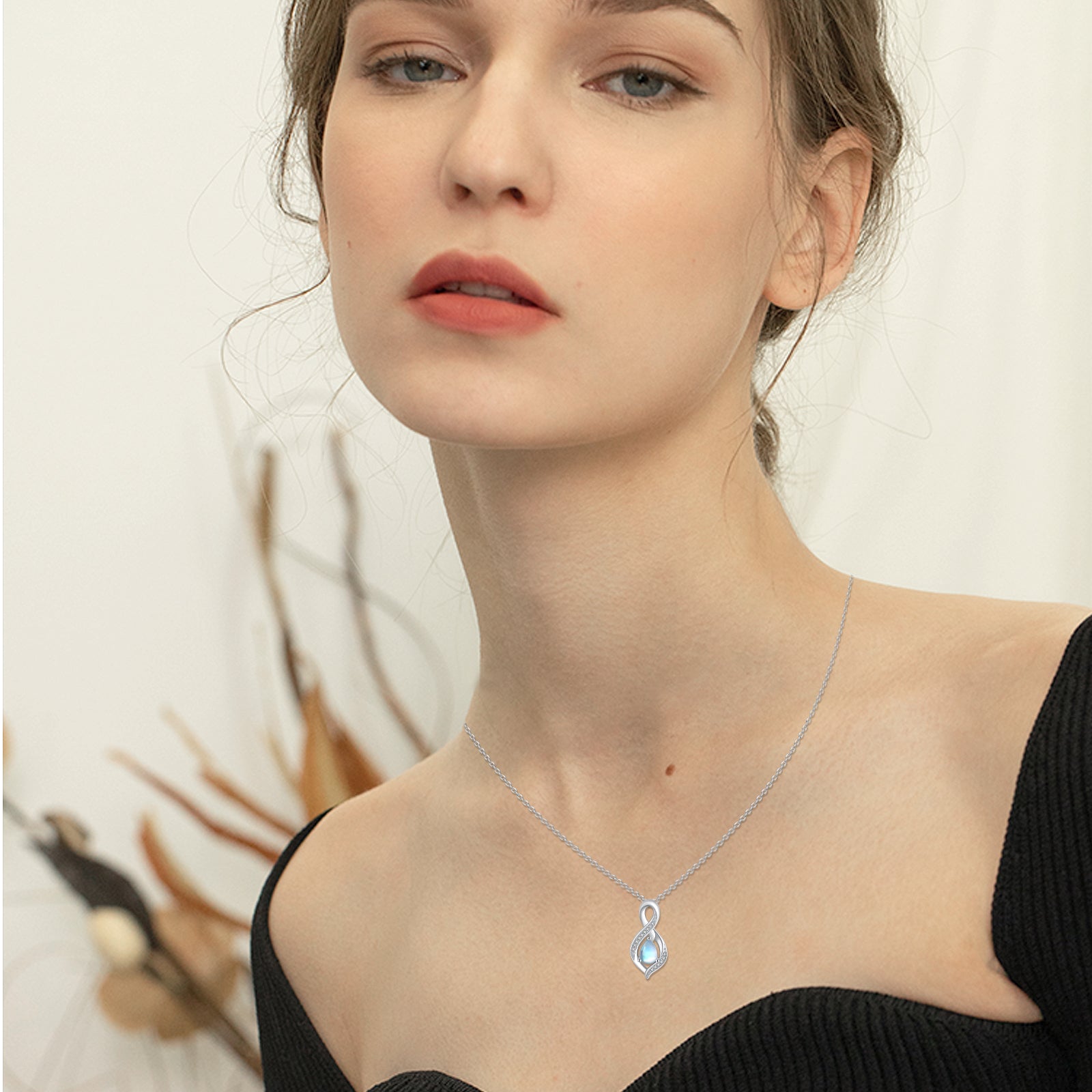 Moonstone Pendant Necklace for Women – 925 Sterling Silver, 18K White Gold Plated – Elegant Jewelry Gift for Mom, Wife, Daughter