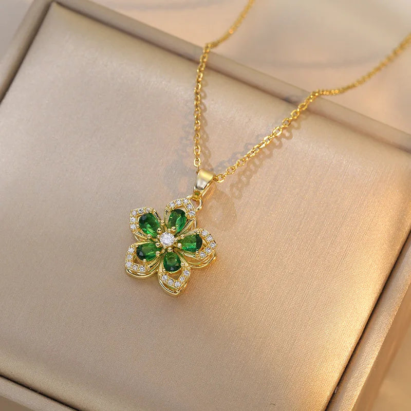 Eternal Bloom Rotatable Flower Necklace – A Romantic Spin on Timeless Elegance