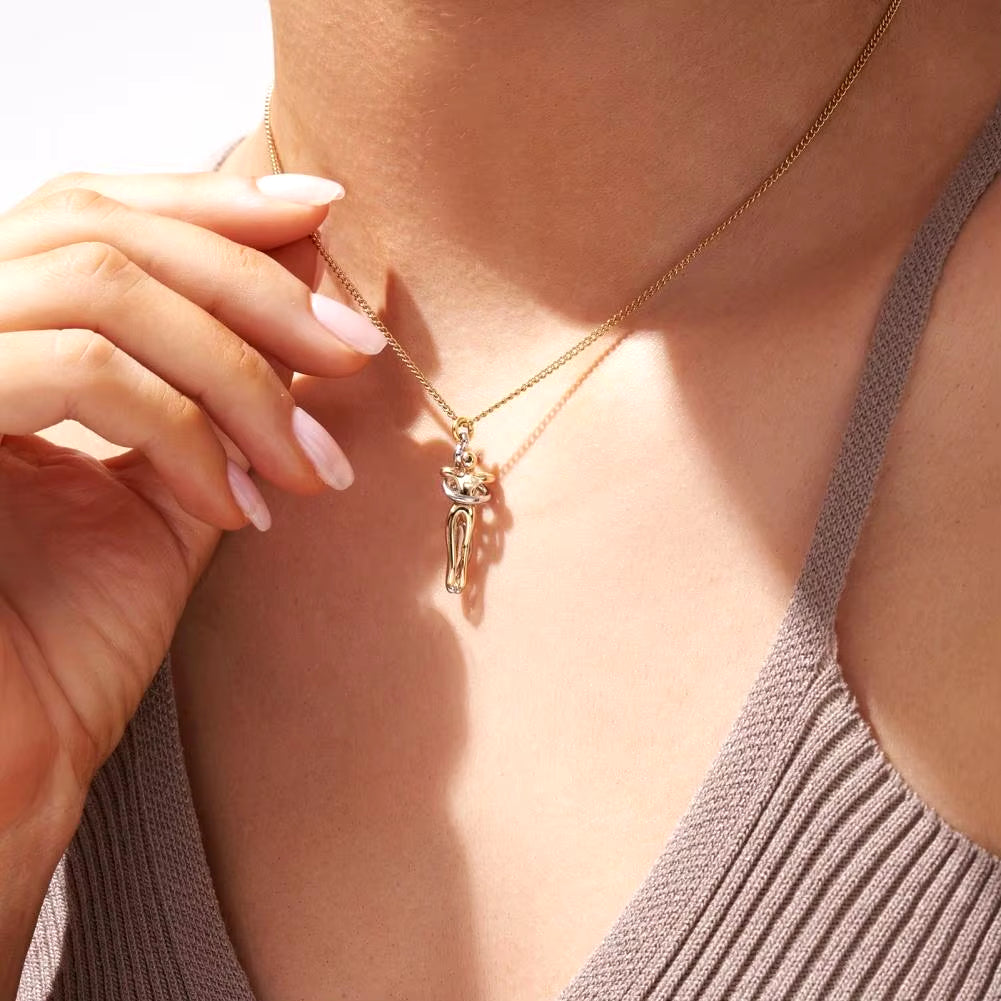 Embrace Forever Necklace – Adjustable Hugging Couple Pendant for Lovers, Romantic Gift for Him or Her