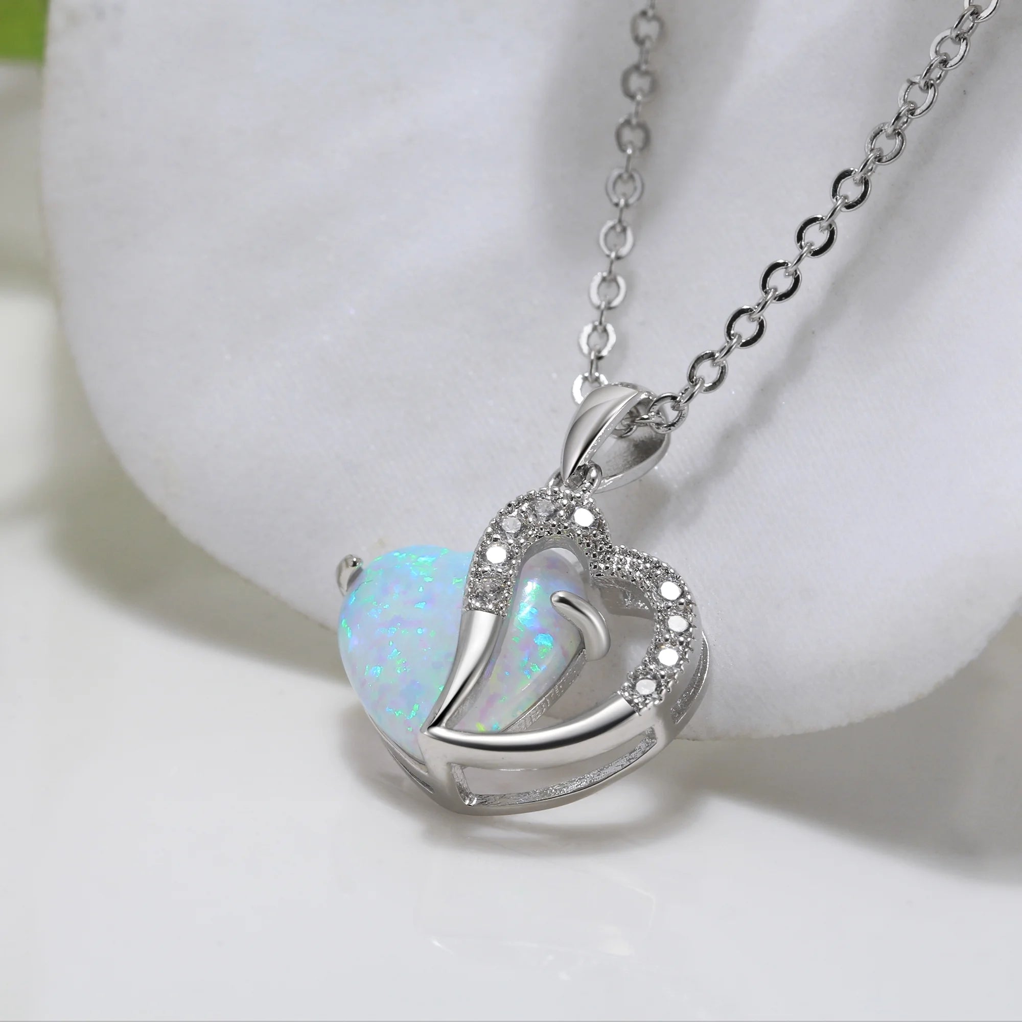Heart Shape Fire Opal CZ Pendant Chain Necklace for Women – Elegant Sparkling Jewelry Gift