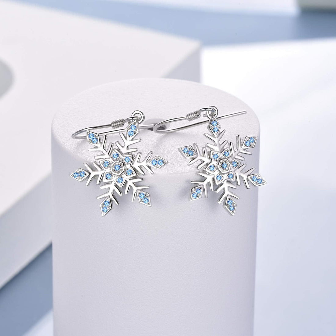 ❄️ Sterling Silver Snowflake Dangle Drop Earrings for Women  Elegant Christmas Jewelry Gifts – Perfect Holiday Accessory