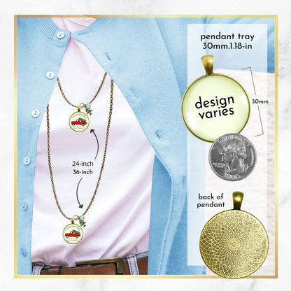 🎄 Red Truck Christmas Theme Necklace – Vintage Holiday Charm Jewelry