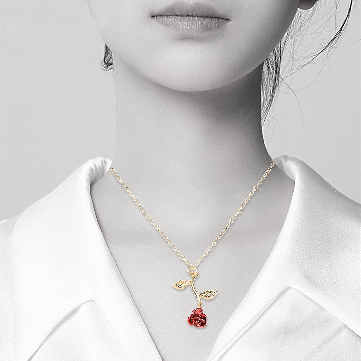Gold Rose Pendant Necklace for Women – Trendy Aesthetic Preppy Jewelry for Teens &amp; Women