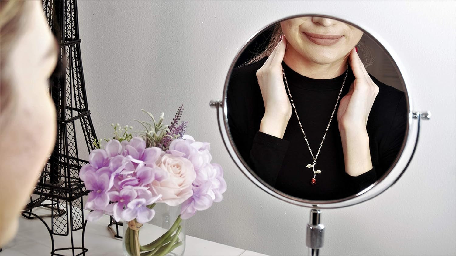 Gold Rose Pendant Necklace for Women – Trendy Aesthetic Preppy Jewelry for Teens &amp; Women