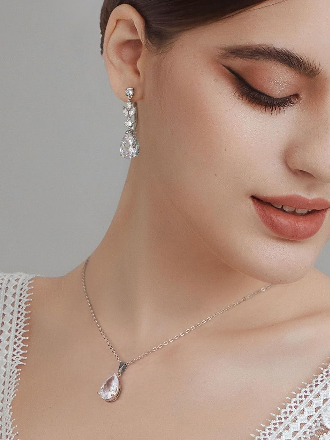 Teardrop Crystal Wedding Jewelry Set – Silver Bridal Necklace and Drop Earrings for Women, Brides, Bridesmaids, Prom &amp; Special Occasions
