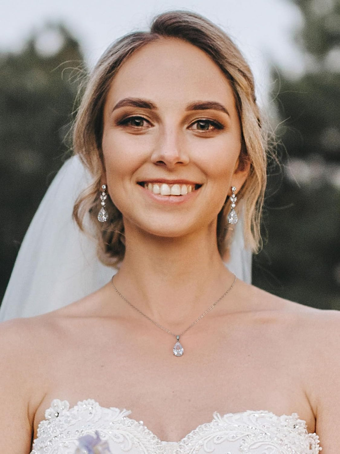 Teardrop Crystal Wedding Jewelry Set – Silver Bridal Necklace and Drop Earrings for Women, Brides, Bridesmaids, Prom &amp; Special Occasions
