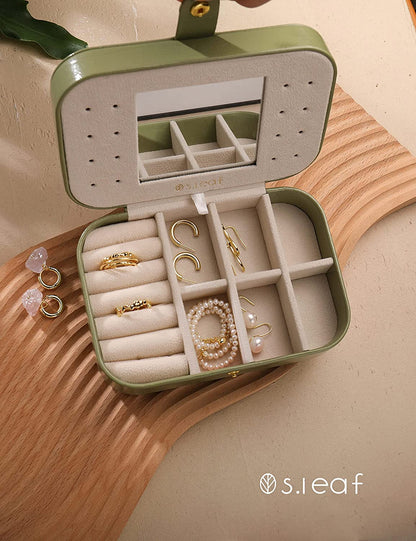 Travel Jewelry Box – Portable Crocodile Avocado Green Case for Women, Large Capacity Organizer (18 Slot)