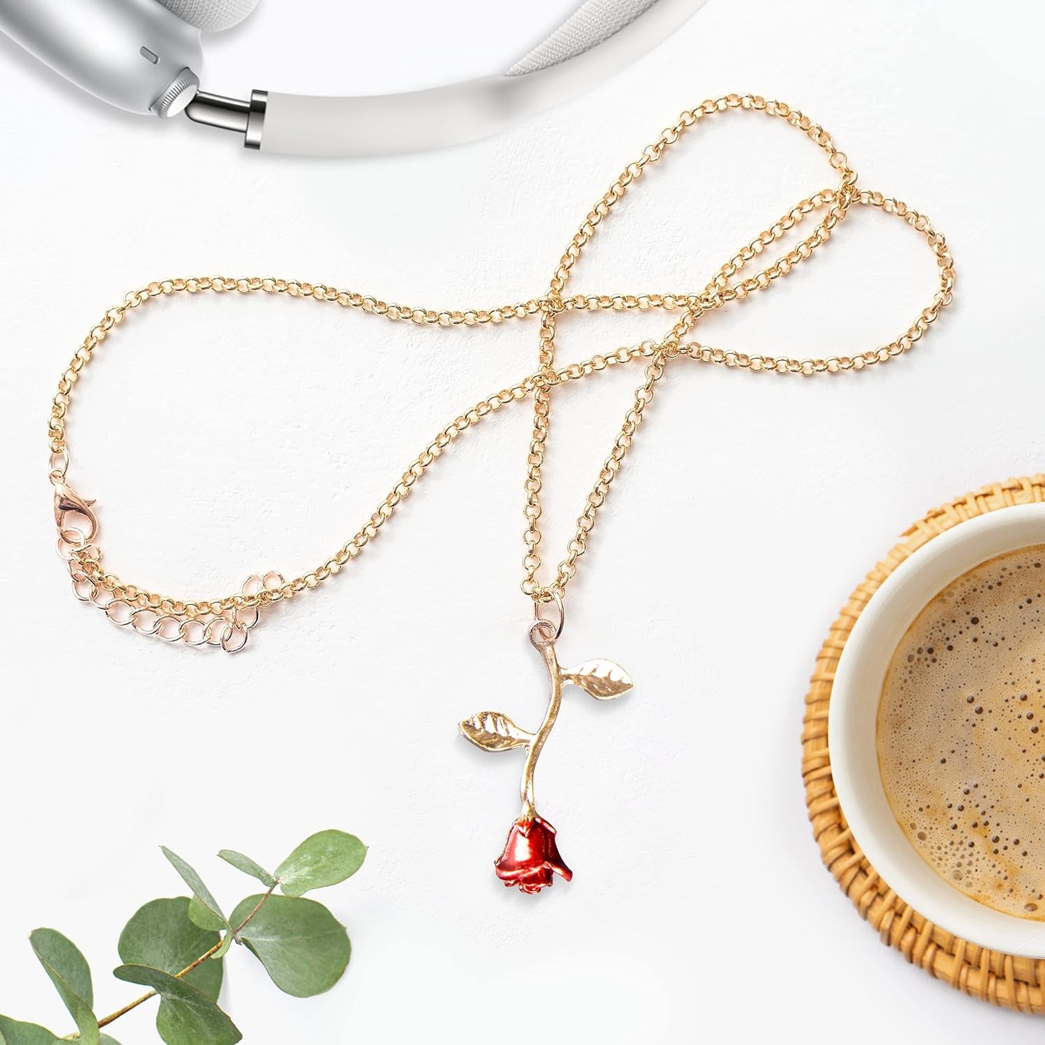 Gold Rose Pendant Necklace for Women – Trendy Aesthetic Preppy Jewelry for Teens &amp; Women