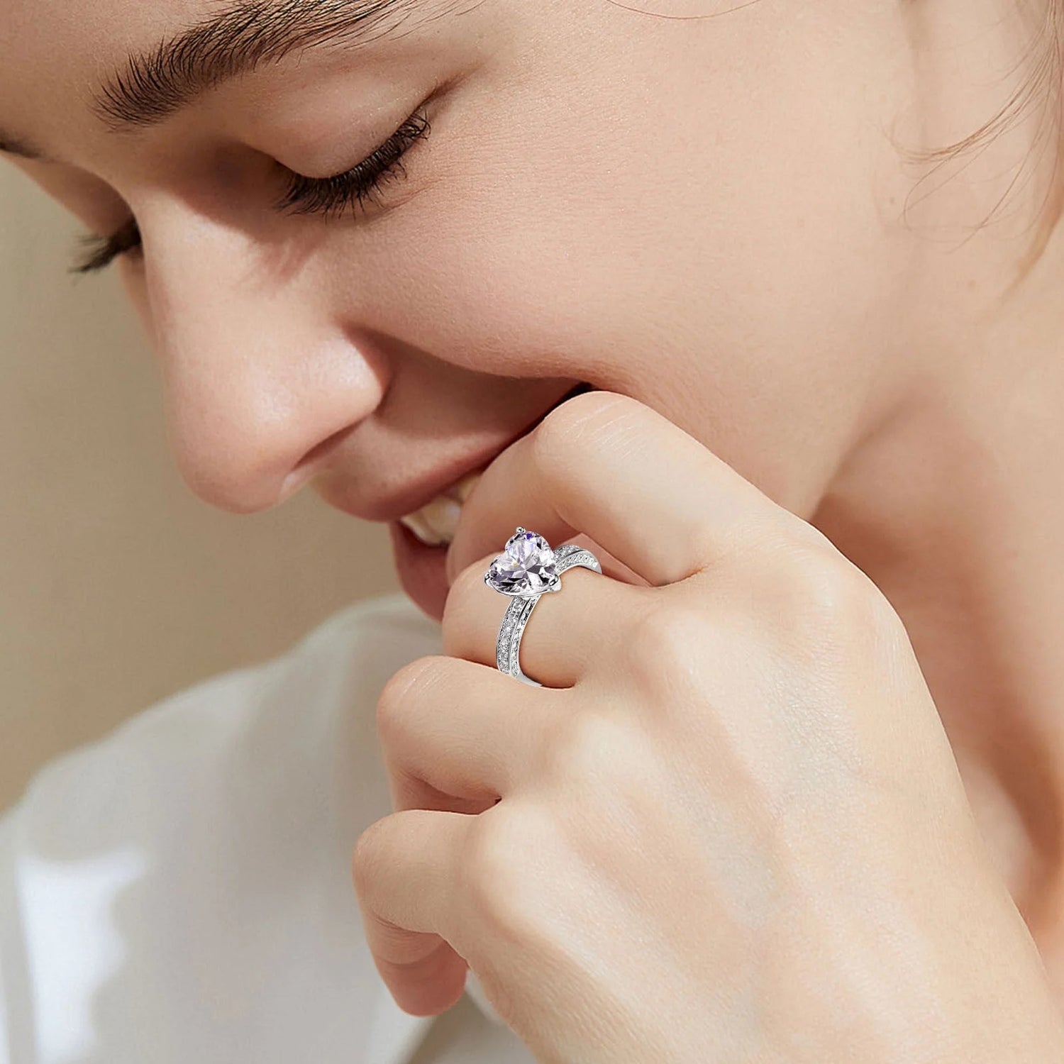 💍 Heart-Shaped Zircon Wedding Ring for Women – Elegant Alloy Engagement Jewelry