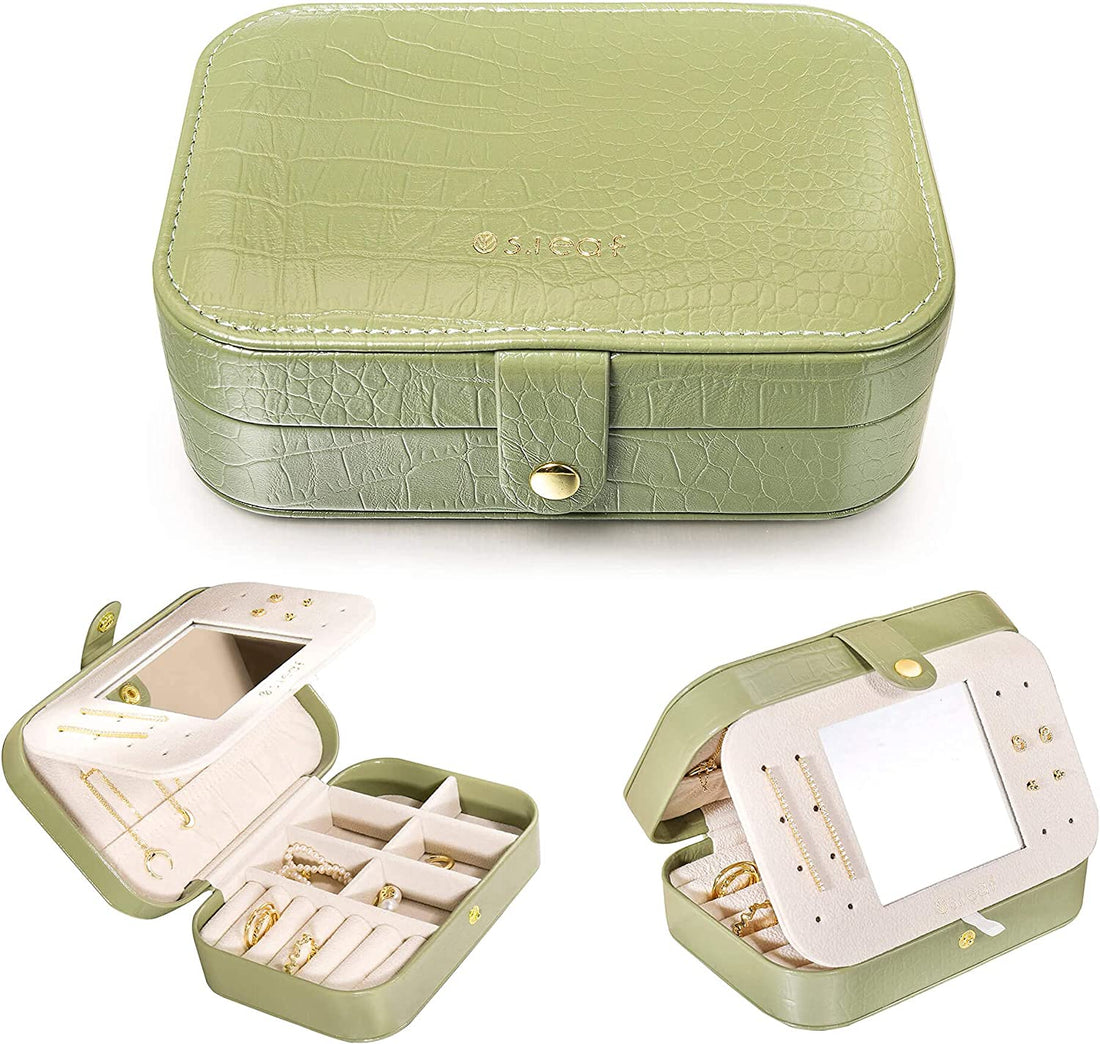 Travel Jewelry Box – Portable Crocodile Avocado Green Case for Women, Large Capacity Organizer (18 Slot)