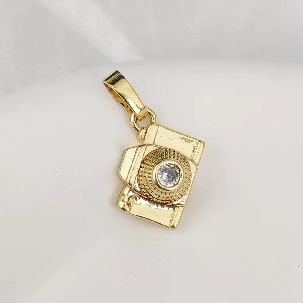 Golden Muse Charm Pendants – Personalized Jewelry with Sparkling Detail &amp; Playful Elegance