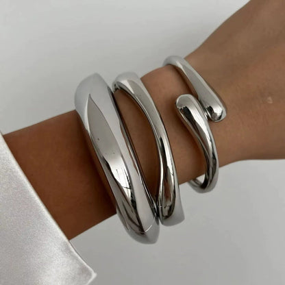 Vintage Vibe Cuff Bangles – Bold Geometry Meets Urban Gold &amp; Silver Shine
